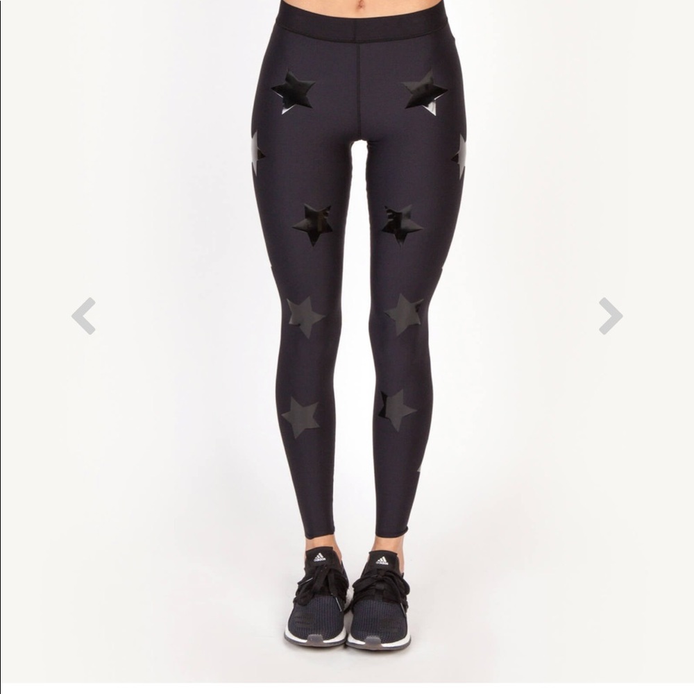 Black w/ stars ultracor lux knockout legging sz sm